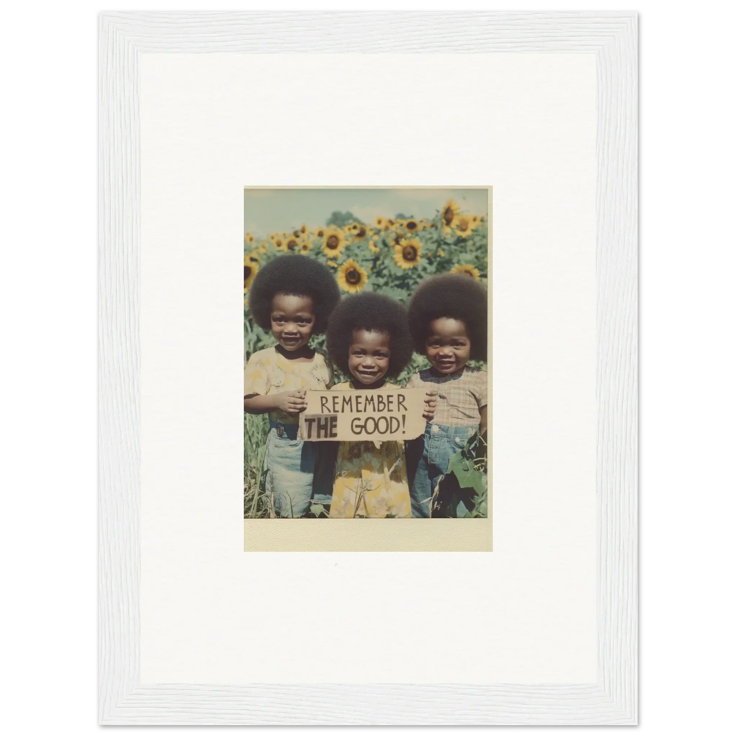 Vintage framed photo of kids with Remember the good sign for charming room decoration