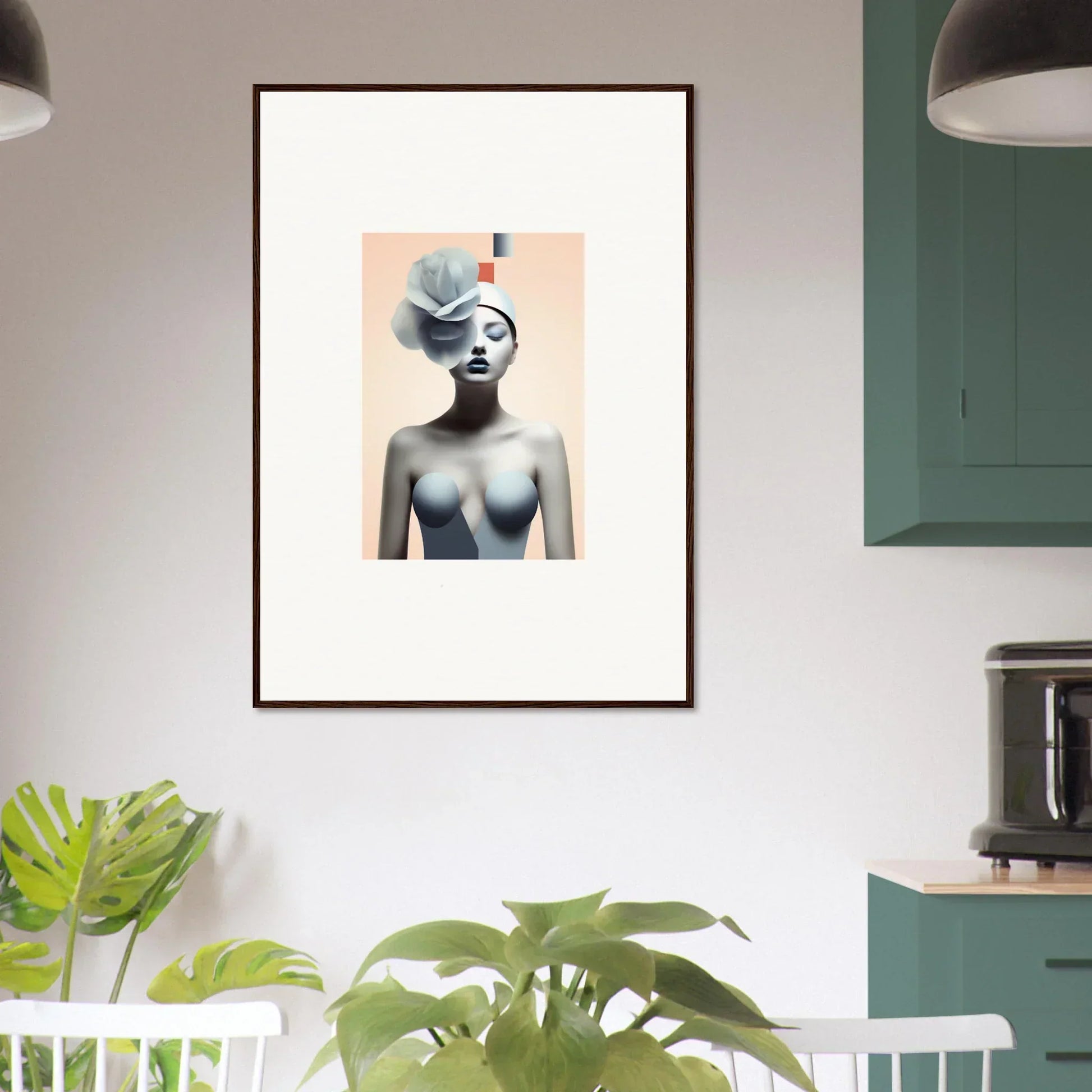 Framed canvas print of a stylized female figure, perfect for room decoration with quiet fragrances