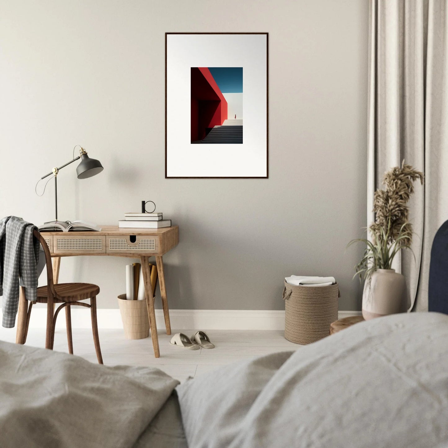 Minimalist bedroom workspace with a wooden desk from Mesa Quizzes Cascades