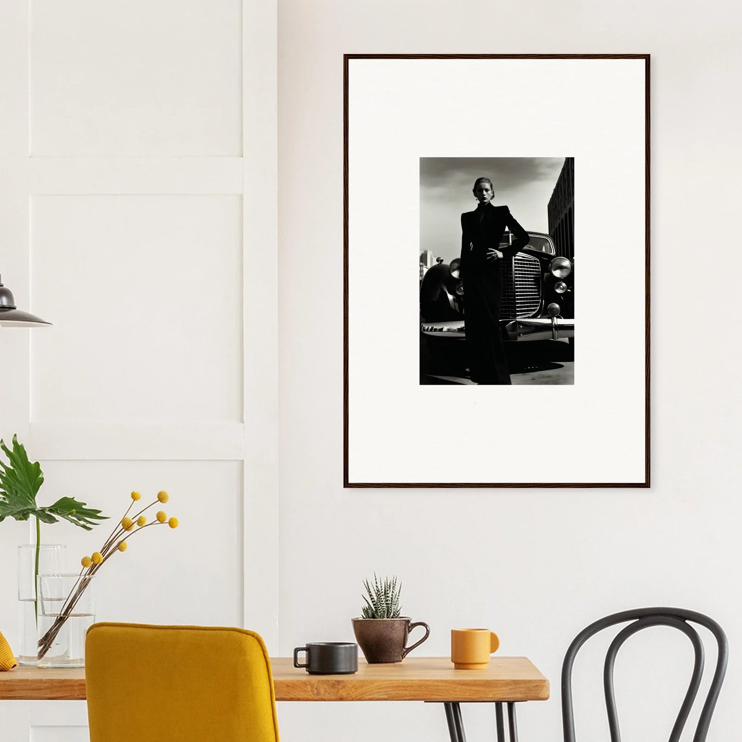 Framed black and white photo on white wall from Noiray Vogue Explosion special edition art™