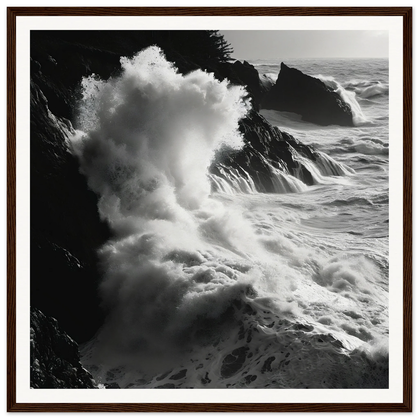 Dramatic ocean waves crashing on cliffs, perfect for Seas Slaps Struzgwžues framed art