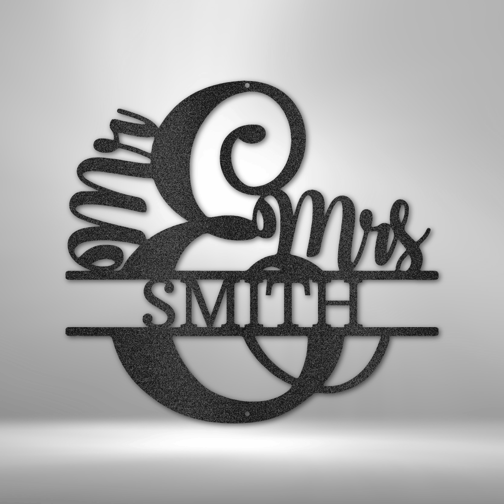 Decorative metal sign reading ’Mr & Mrs SMITH’ with stylized lettering and ampersand.